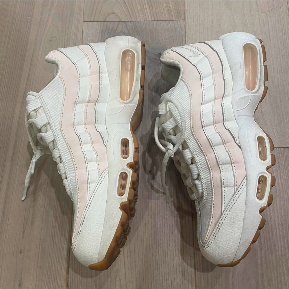 nike pink and white sneakers